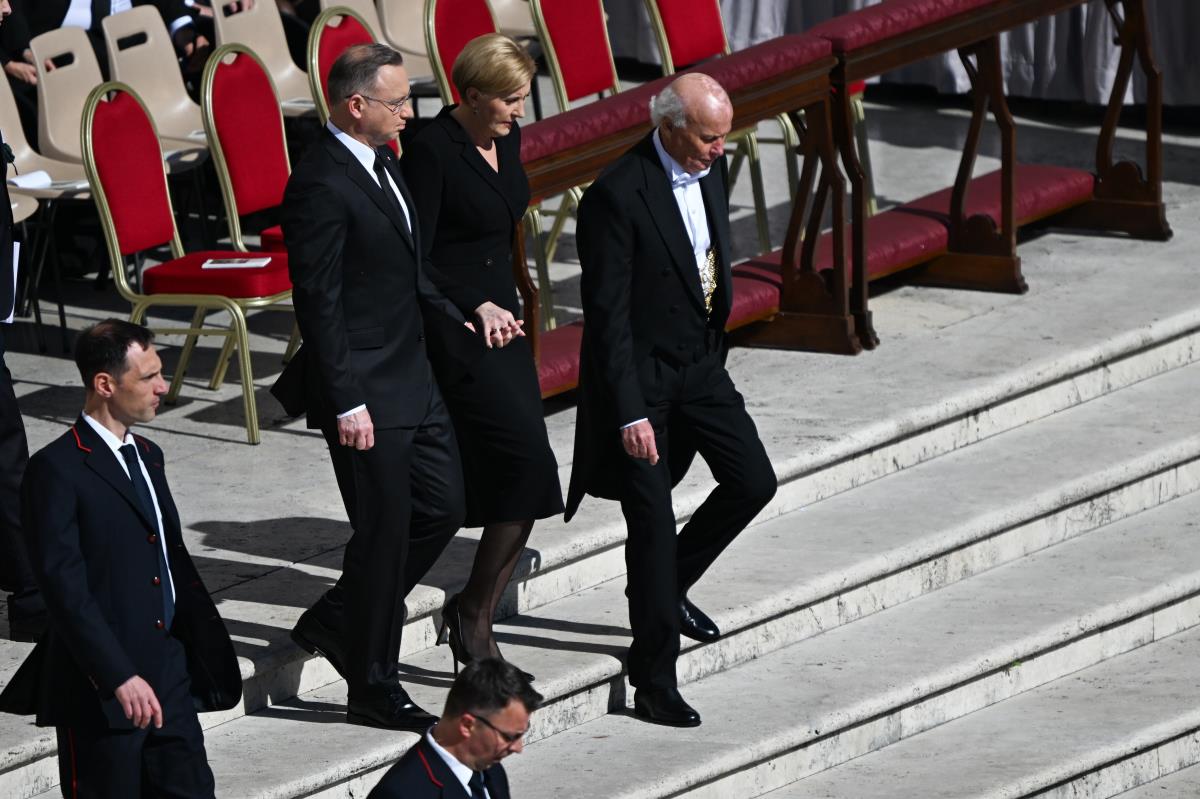 x EPA Darek Delmanowicz.jpg