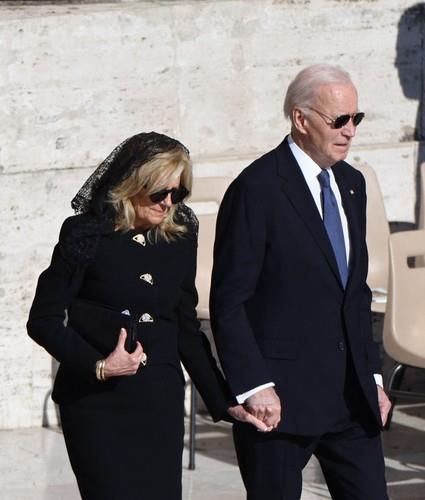 džil bajden džo bajden na sahrani pape franje profimedia-0992425894.jpg