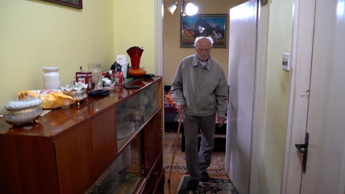 jutarnji clean.02_21_19_21.Still014.jpg