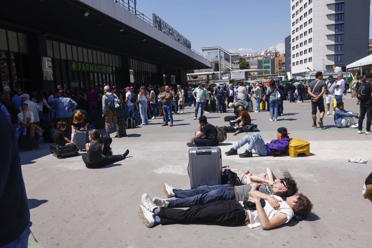 102 EPA Quique Garcia.jpg