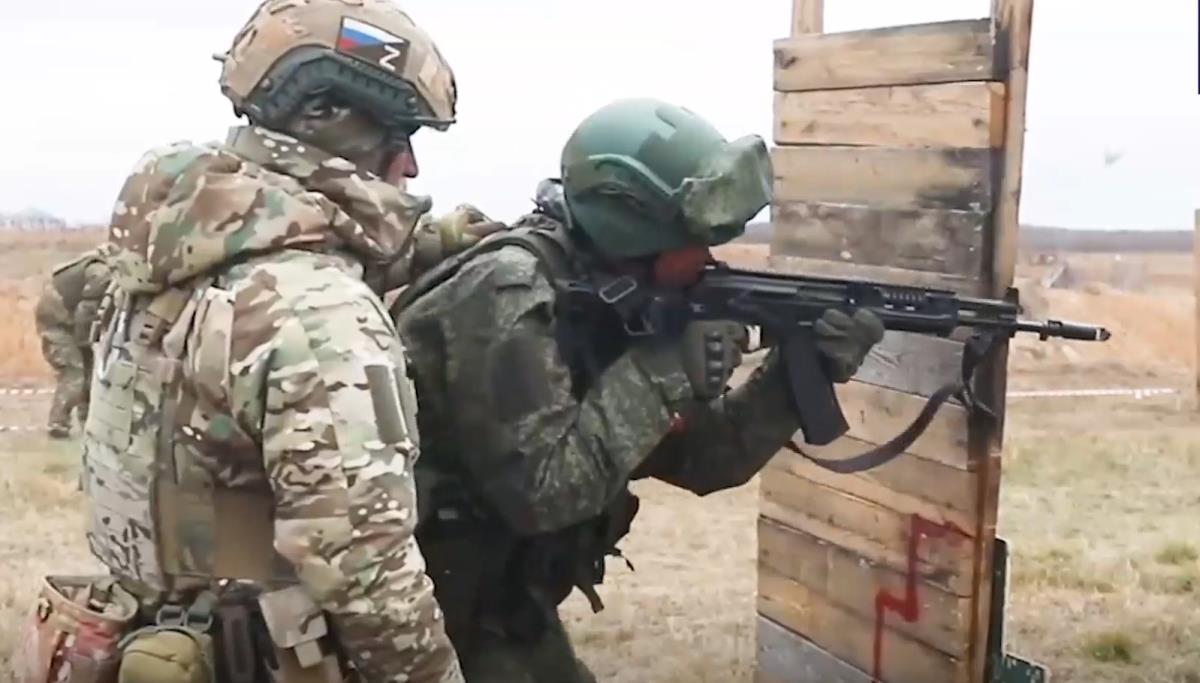 2025-04-28 19_07_57-Появились кадры боевой подготовки солдат КНДР, участвовавших в курской операции .png