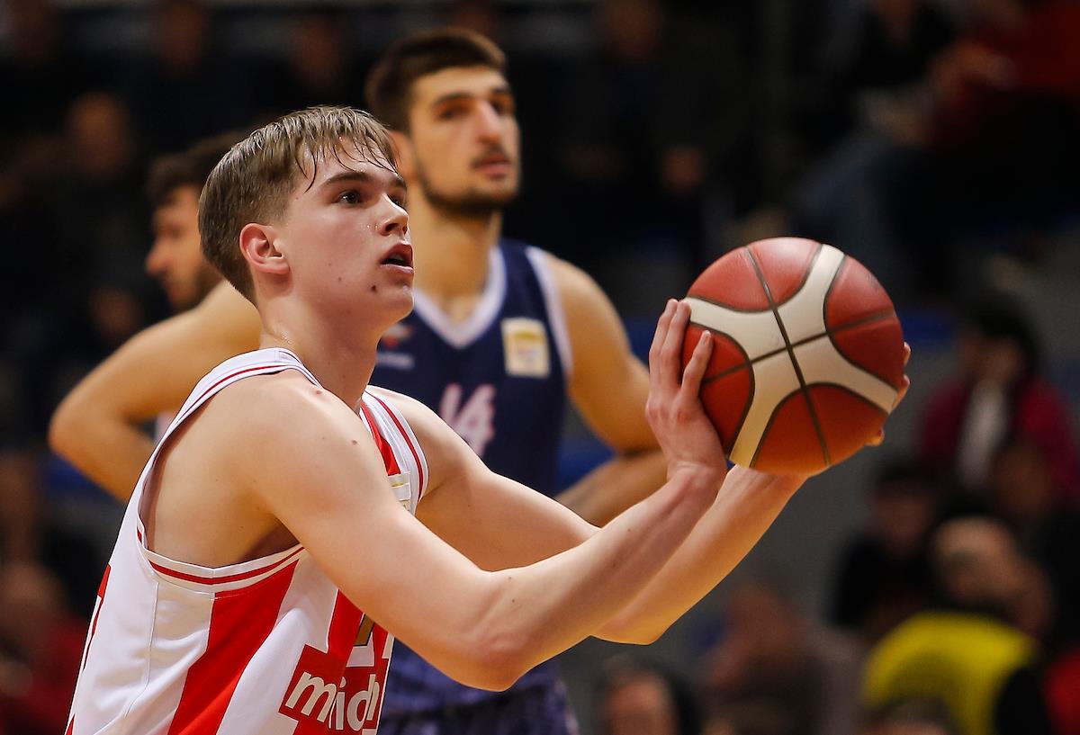 ZVEZDA-CACAK 94_80.JPG