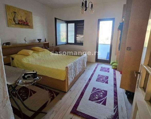 prodaja kuće u Riđici