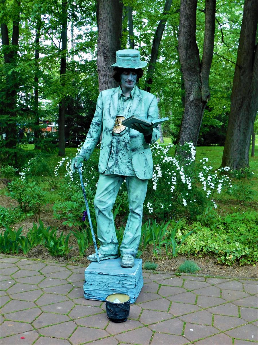 LOZNICA - Žive statue.JPG