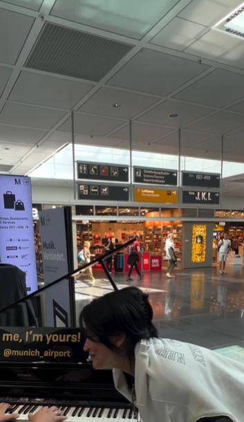 2025-05-02 08_44_33-Instagram.jpg