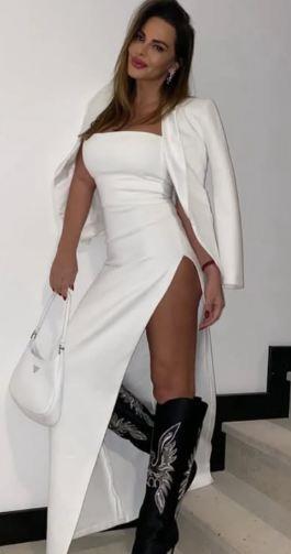 Sonja Vuksanović, fatalna Beograđanka koja je odrasla u Nemačkoj i posvađala dva pevača