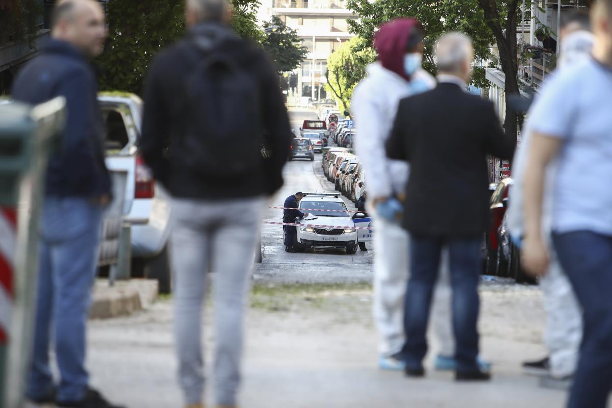 x03 AP Giannis Papanikos.jpg