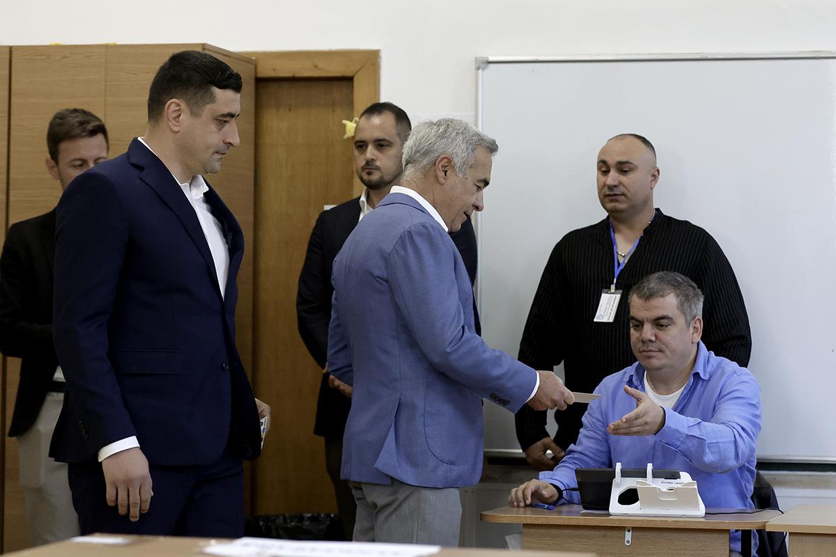 x EPA Robert Ghement.jpg