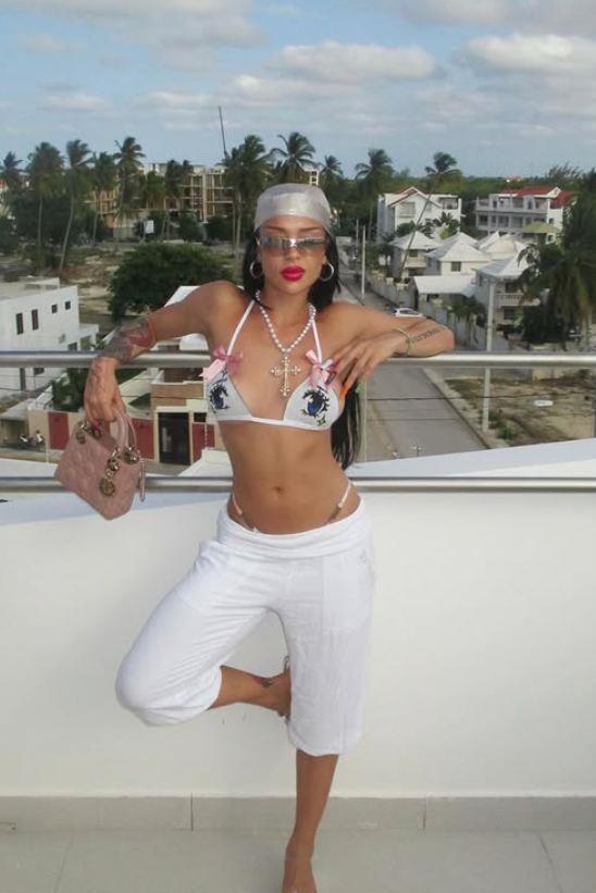 OVO SU NAJNIŽE PEVAČICE NA ESTRADI! Ona je visoka samo 156 centimetara, ali je prava bomba, a i one su sitne, ali dinamitne