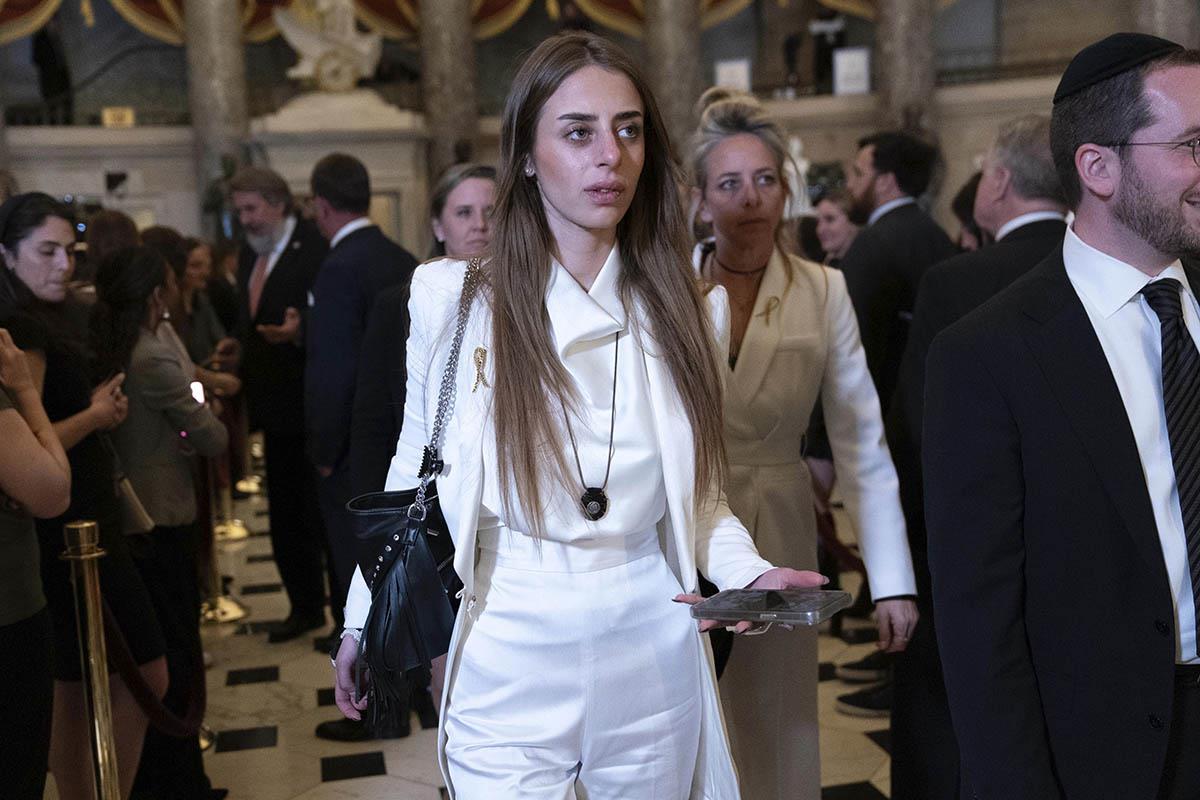 x AP Jose Luis Magana.jpg