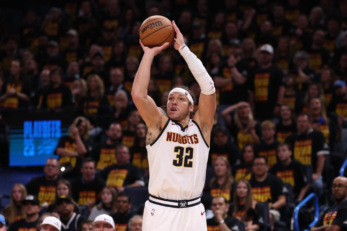 Heroj Denvera pred novinare doveo decu tragično nastradalog brata