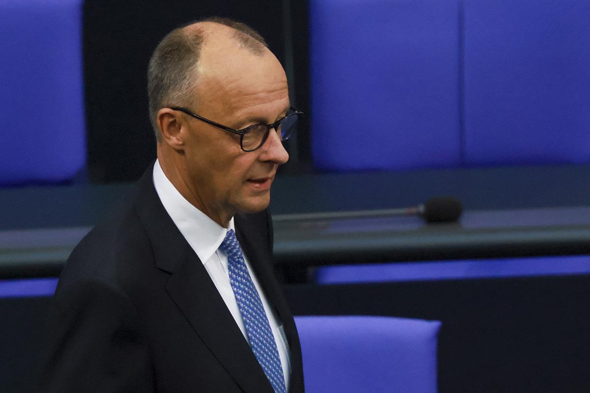 x EPA Hannibal Hanschke.jpg