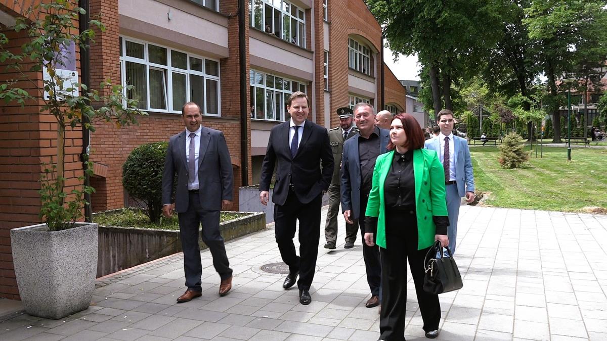 Ambasador Slovačke 3.jpg