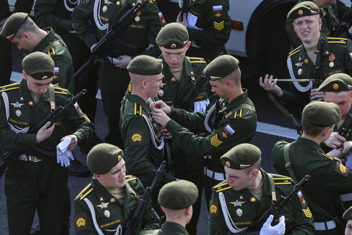 Rusija EPA Maxim Shipenkov copy.jpg