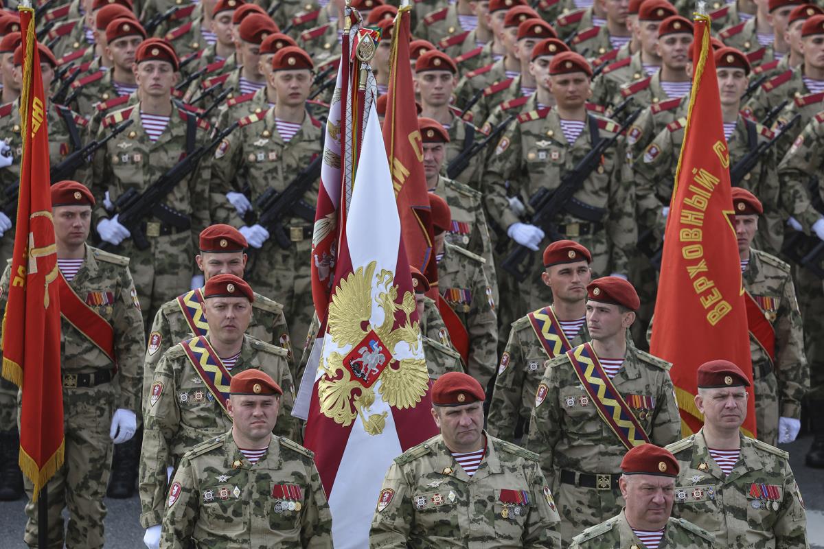 Rusija04 EPA Maxim Shipenkov copy.jpg