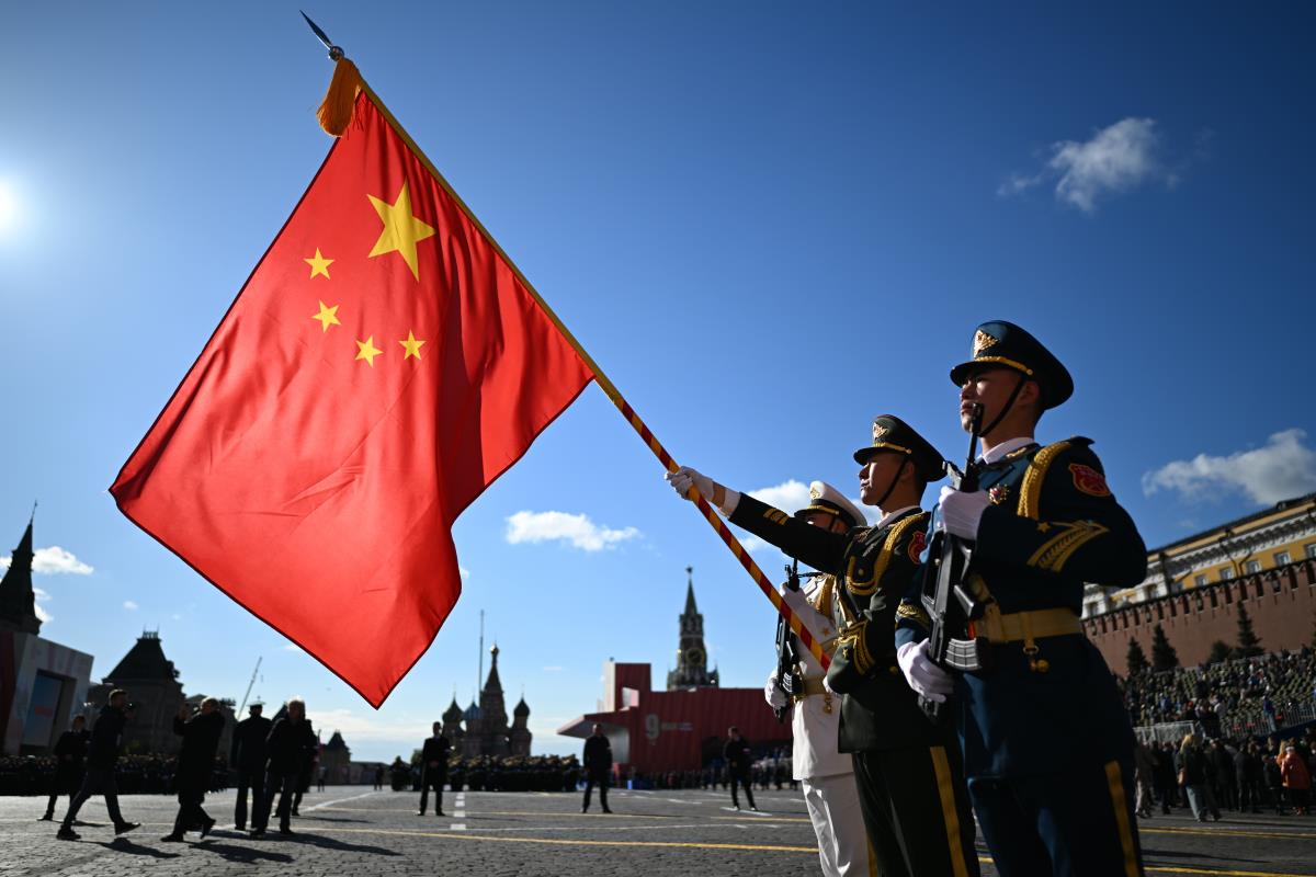 Moskva02 EPA Alexander Vilf  Host Photo Age.jpg