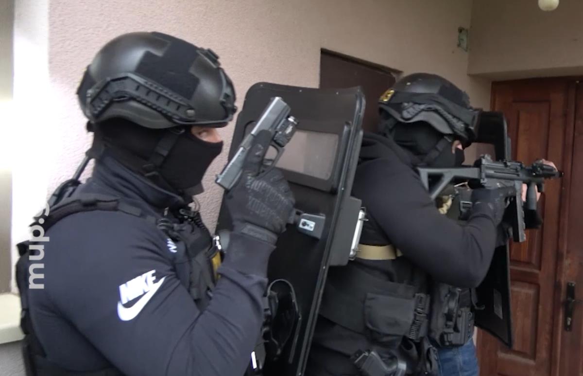 2025-05-09 14_19_45-Media Player.png