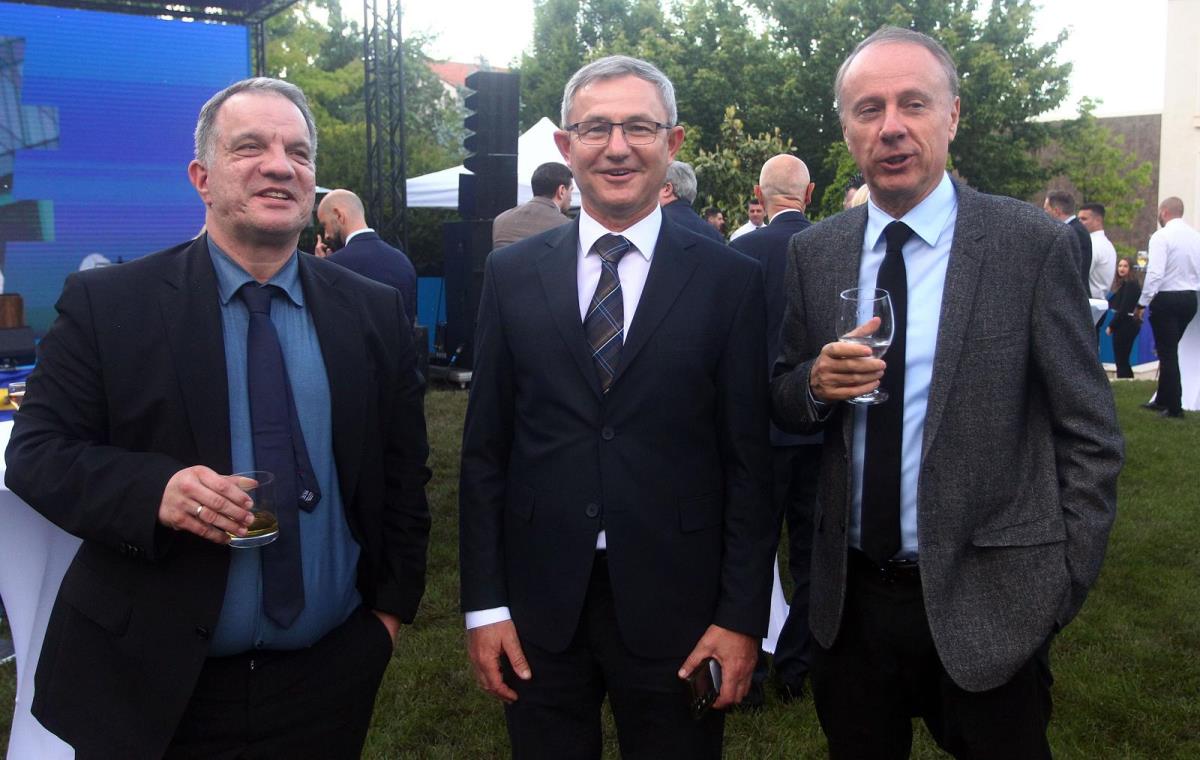 WhatsApp Image 2025-05-12 at 11.40.24 AM.jpeg