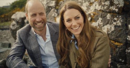 Kejt Midlton i princ Vilijam se smeju u prirodi