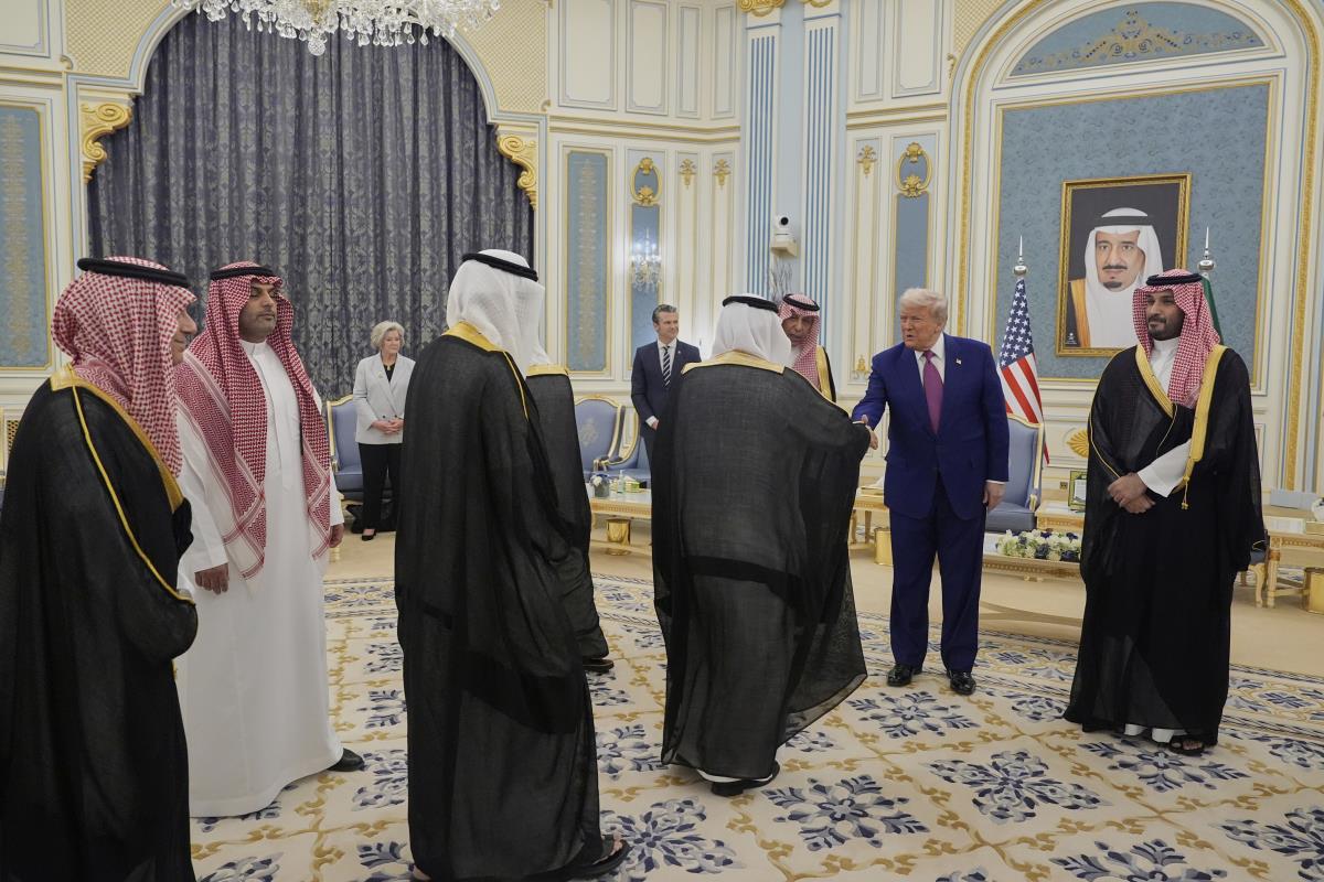 109 AP Alex Brandon.jpg