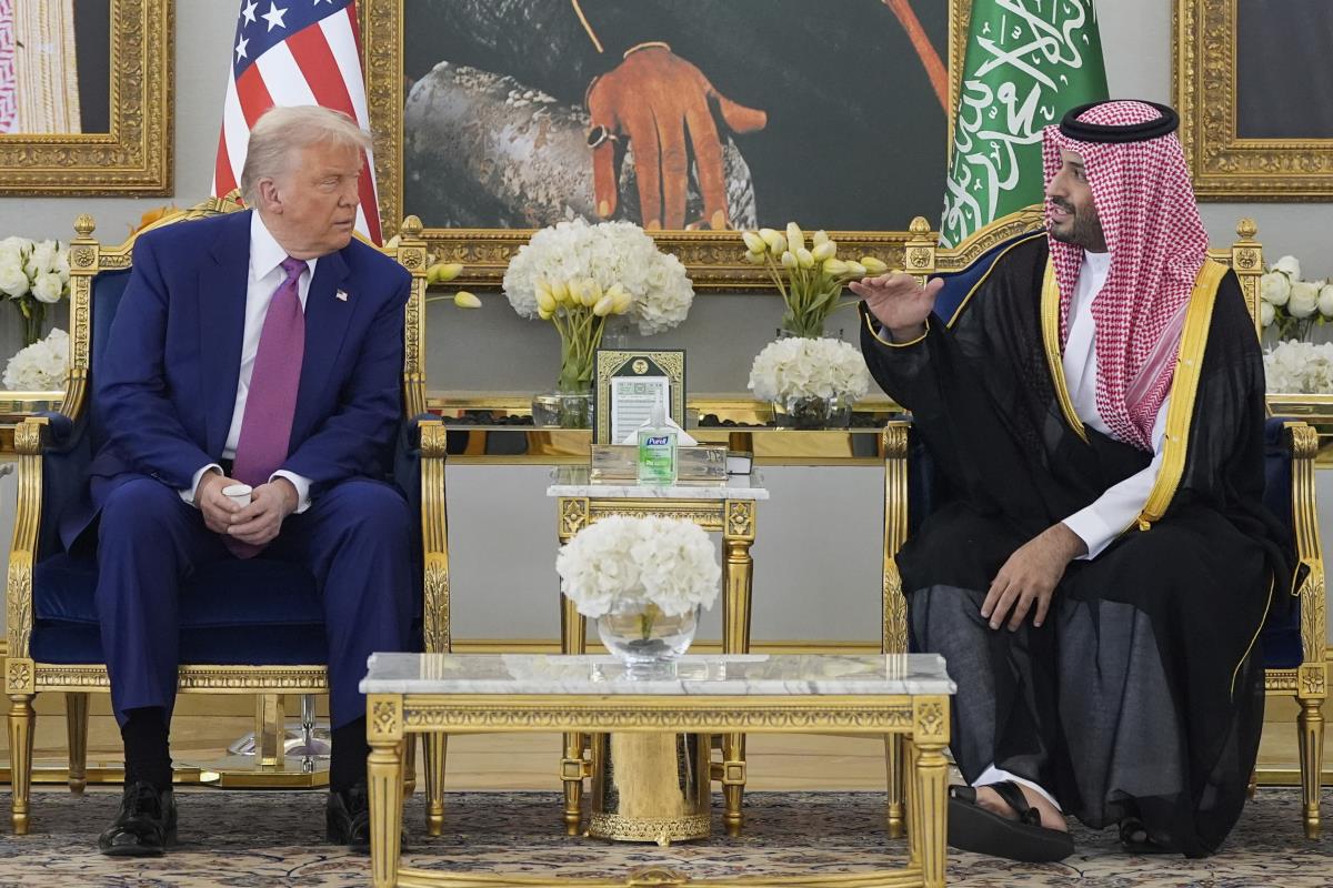 112 AP Alex Brandon.jpg