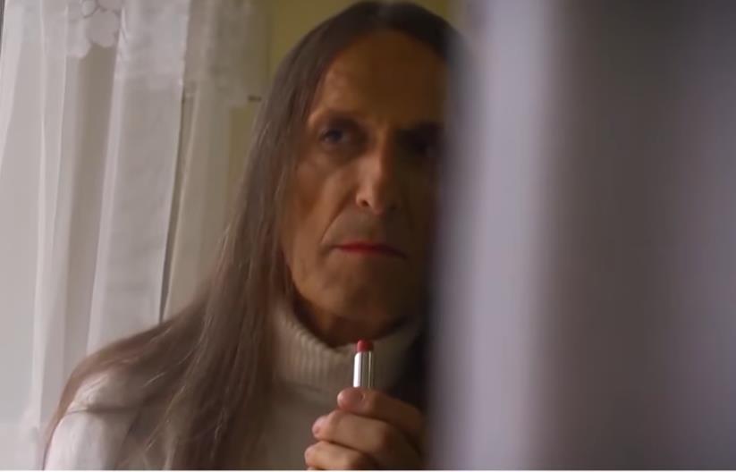 2025-05-14 09_05_24-TO JE ŽIVOT I Rade u 72. godini postao Ellena_ Ovo je najstarija transrodna osob.jpg