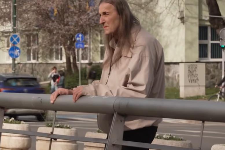 2025-05-14 09_04_19-TO JE ŽIVOT I Rade u 72. godini postao Ellena_ Ovo je najstarija transrodna osob.png