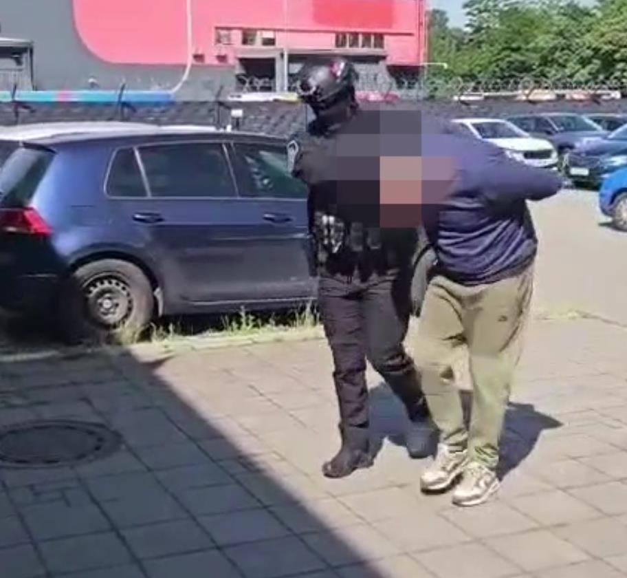 2025-05-14 14_24_35-Media Player.png