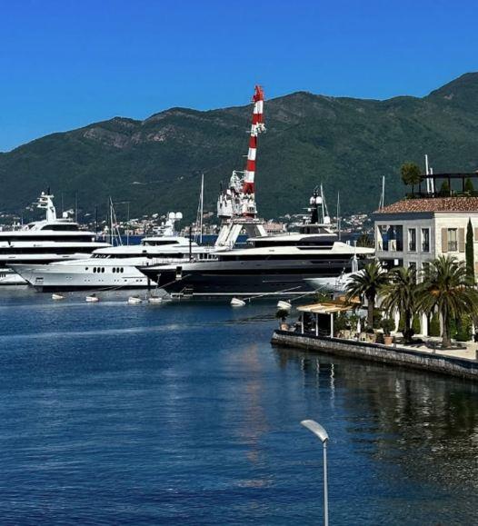 Zdravko Čolić iskreno o ćerkama: Razmažene su