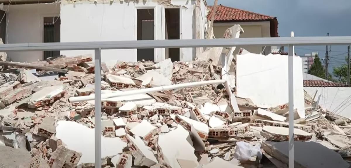 renovirao stan, srušio zgradu.jpg