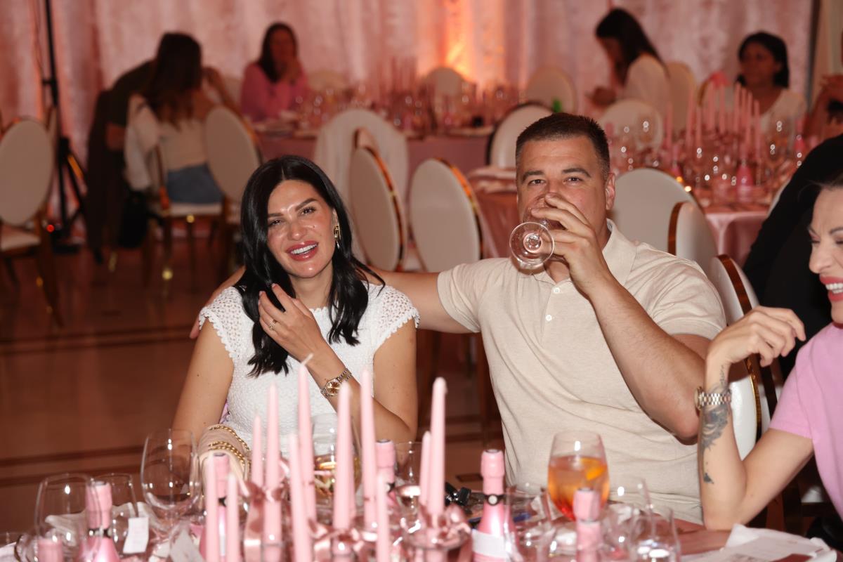 WhatsApp Image 2025-05-15 at 18.42.06_c7735b7d.jpg