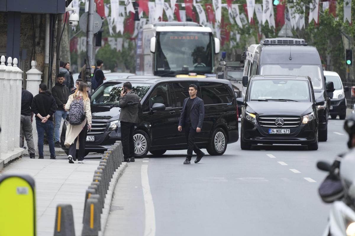 102 AP Dilara Acikgoz.jpg