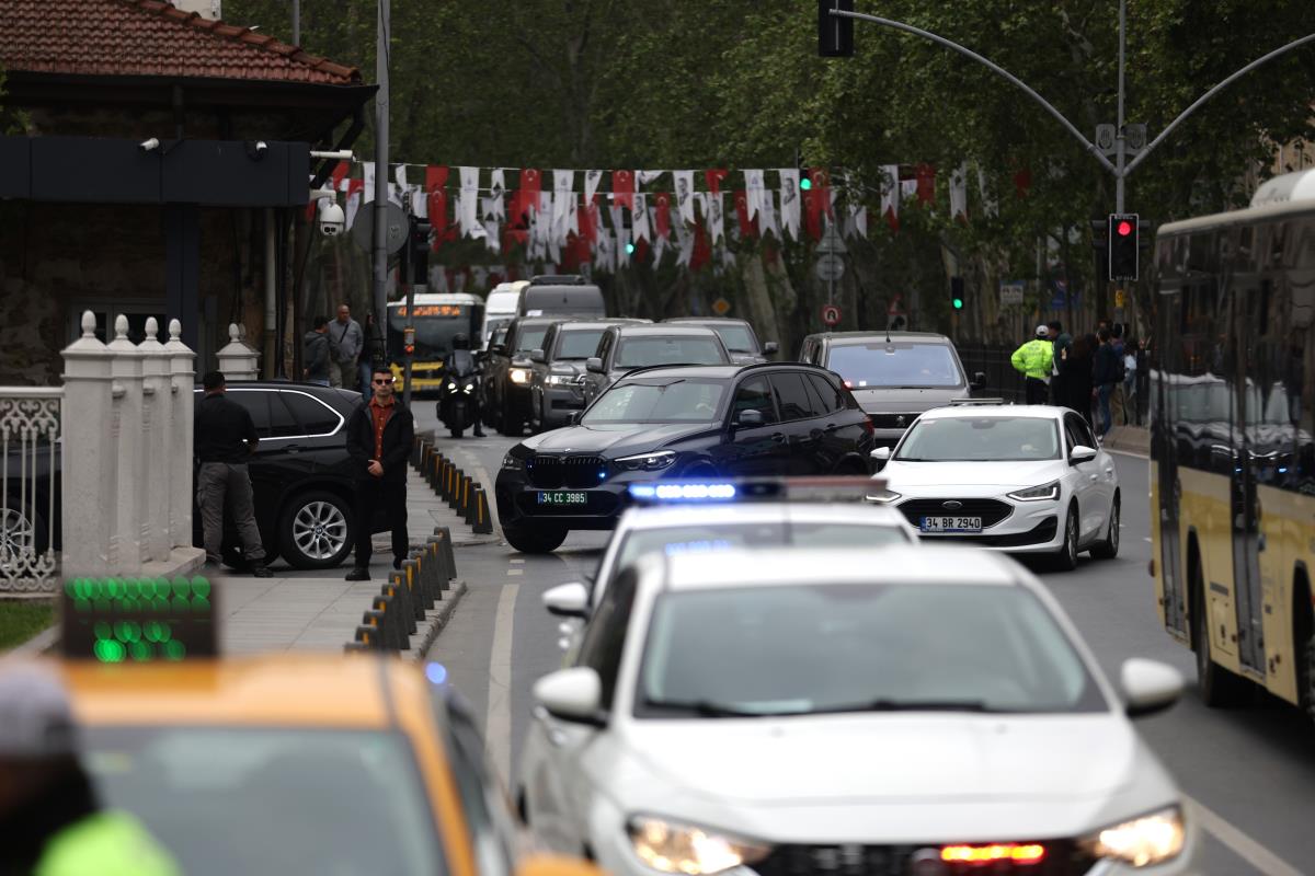 102 EPA Erdem Sahin.jpg