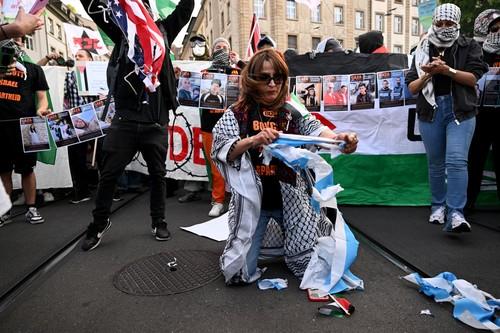 protesti u bazelu uoči evrovizije profimedia-1000305408.jpg