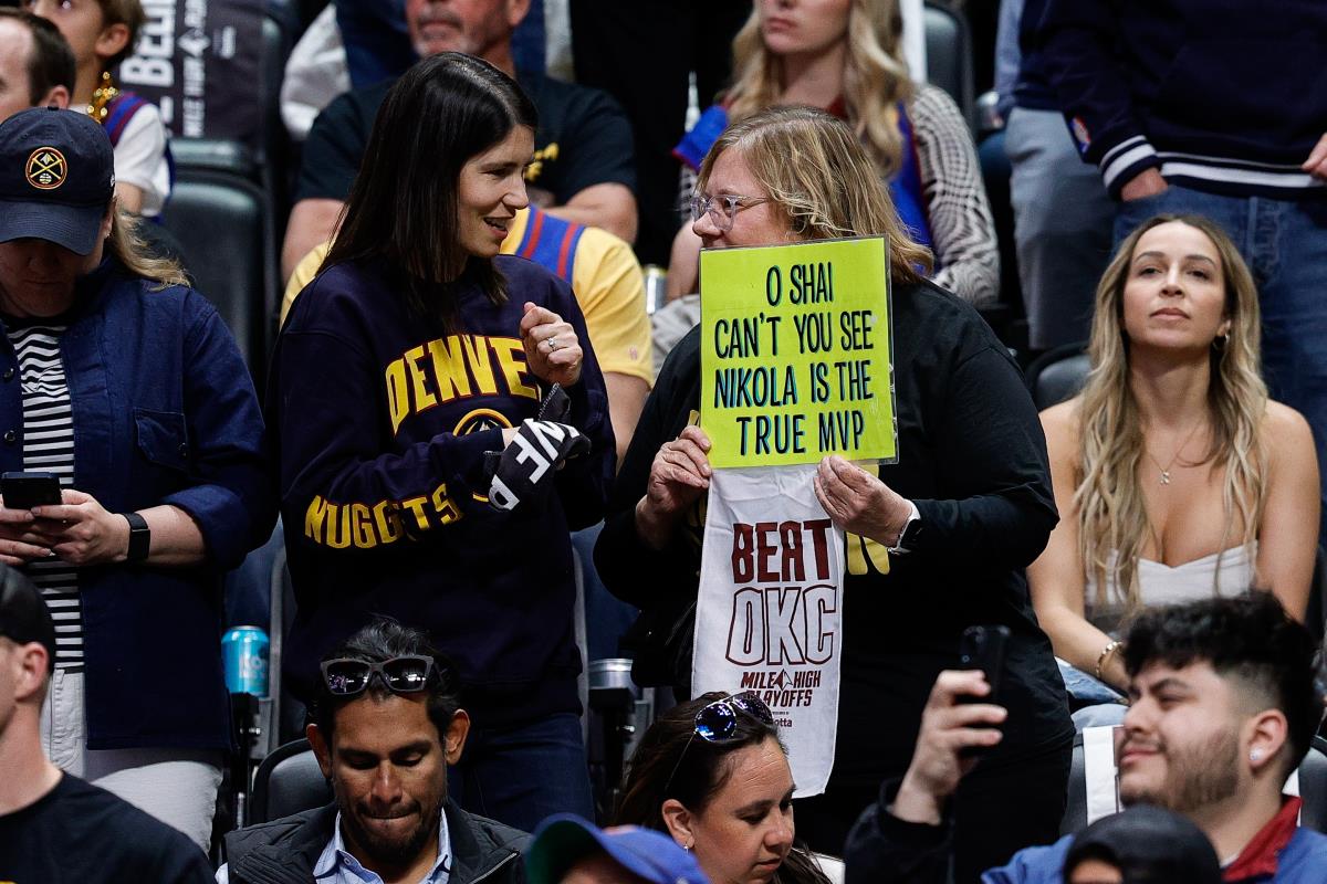 Jonas Valančijunas Denver Nagetsi reprezentacija novinari