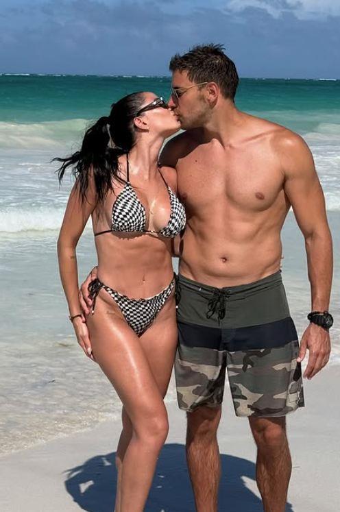 2025-05-19 07_21_20-Instagram.jpg