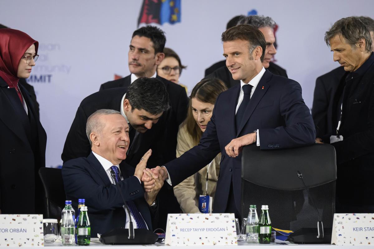 101 AP Leon Neal.jpg