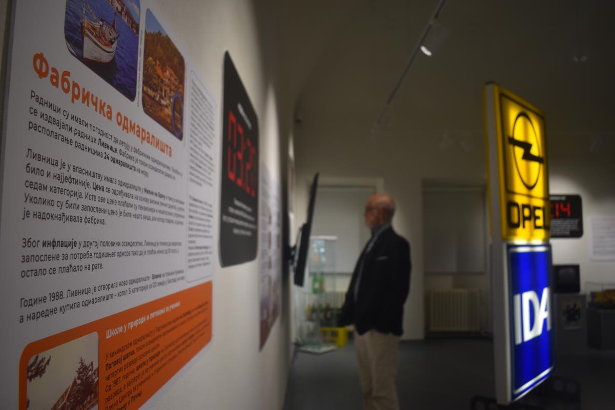 Izložba foto s.u. (2).JPG