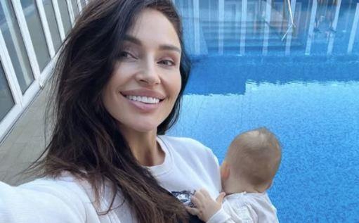 "SNIMAK BI BIO NAJJAČI NA SVETU" Kaća odgovorila Kiji nakon optužbe da deli Miloševićeve intimne klipove, pa urnisala pobednicu Zadruge: Polupano blebetalo...