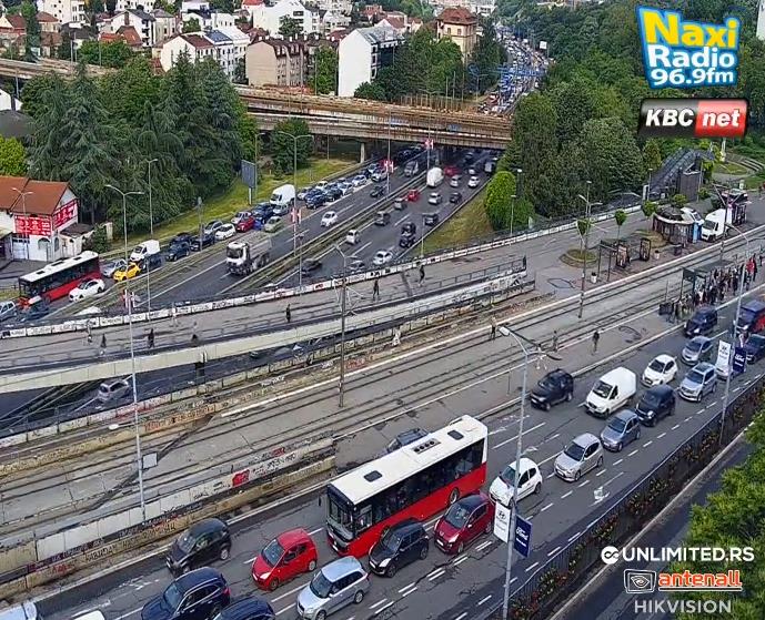 2025-05-22 08_05_12-Naxi radio _ Opusti se i uživaj — Mozilla Firefox.png