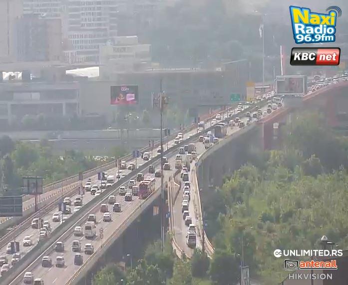 2025-05-22 08_04_14-Naxi radio _ Opusti se i uživaj — Mozilla Firefox.png