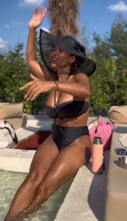 Mina Kostić oduševila golišavim video snimkom