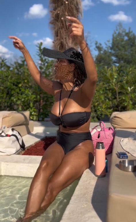 Mina Kostić oduševila golišavim video snimkom