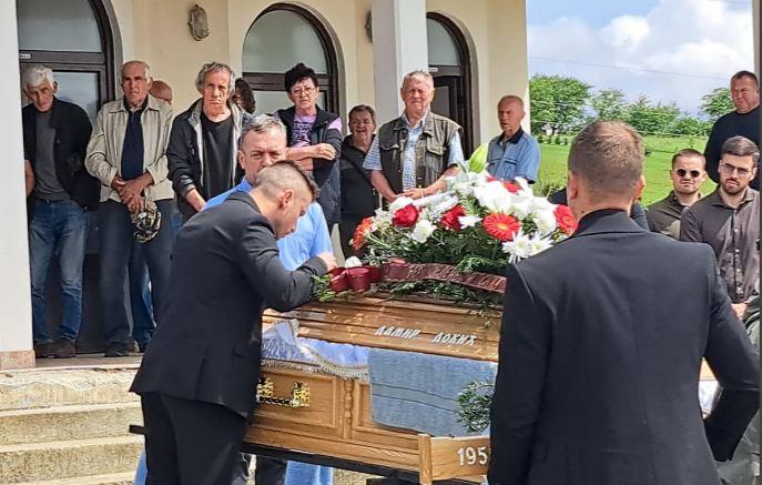 2025-05-22 16_43_44-WhatsApp.jpg