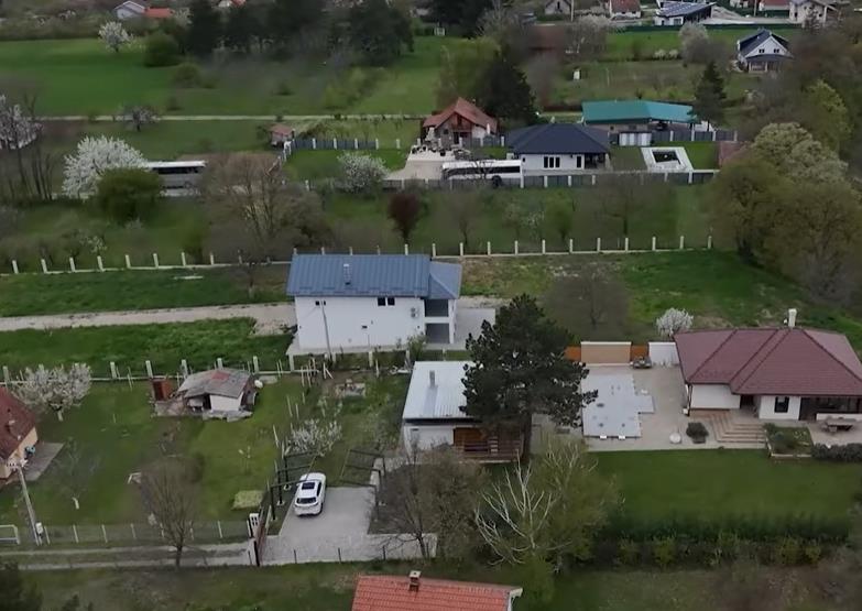 Screenshot 2025-05-22 190327.png