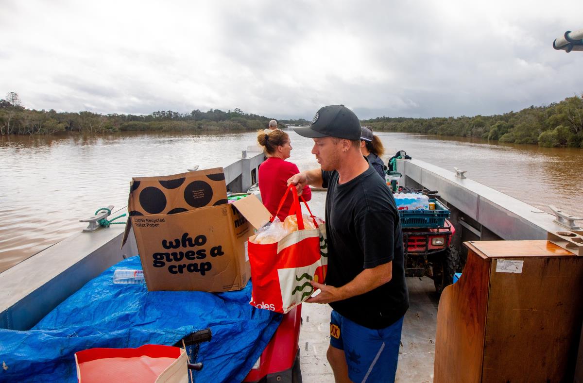 australia03 EPA Lindsay Moller.jpg