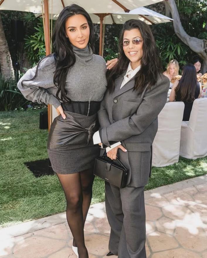 Kortni Kardašijan na proslavi Kimine diplome