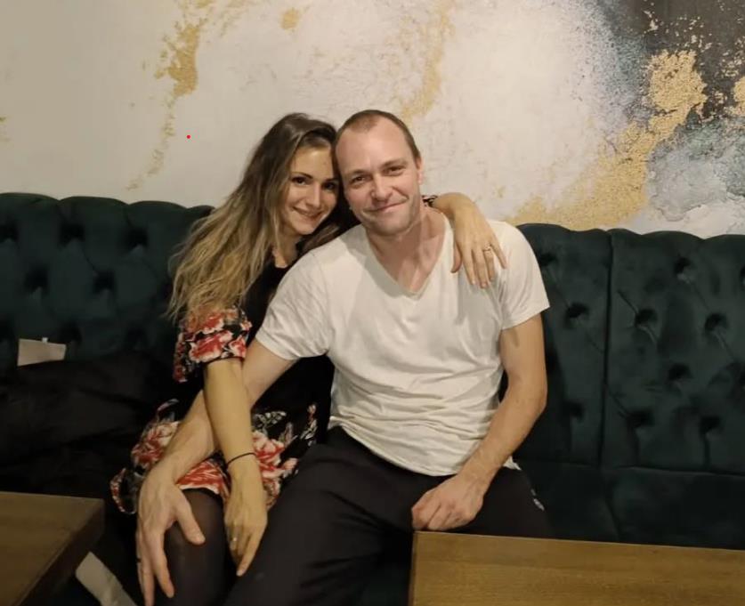 Bojan Krivokapić sa suprugom Taisom