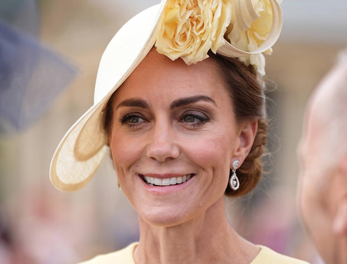 Kejt Midlton ponovo stavila na glav šešir koji je nosila na venčanju Megan i princa Harija profimedia-1001558752.jpg