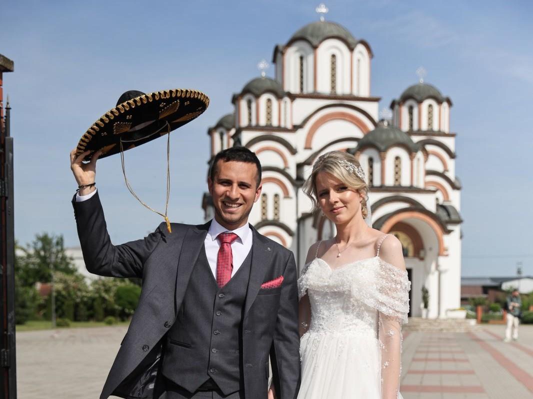 Srpkinja i Meksikanac (7a).jpg